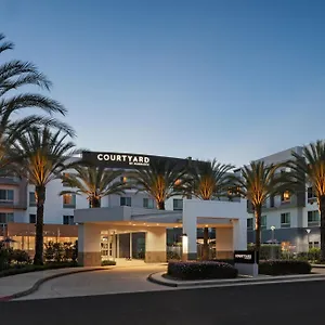 Courtyard Long Airport Long Beach